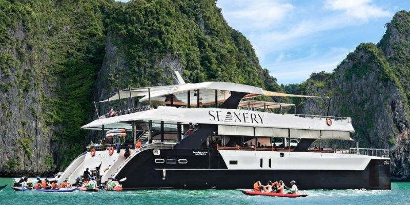 Take a private sunset yacht cruise